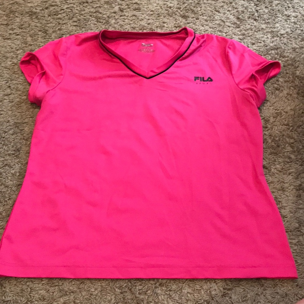 Women’s pink Fila Sport workout top. Size XL